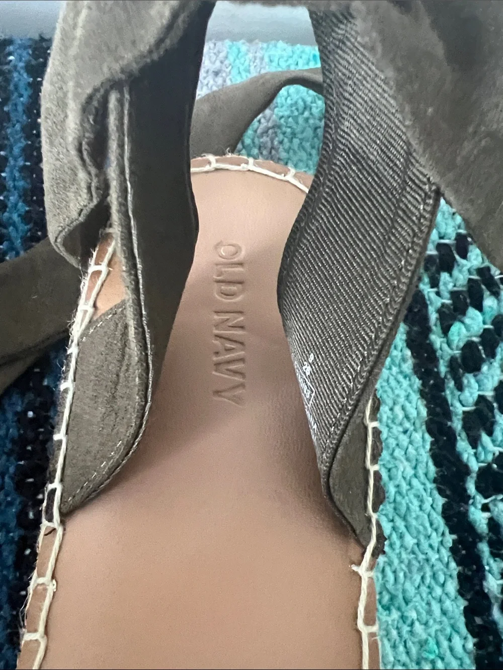 Old Navy Olive Green Sueded Lace-Up Platform Espadrilles Size 9